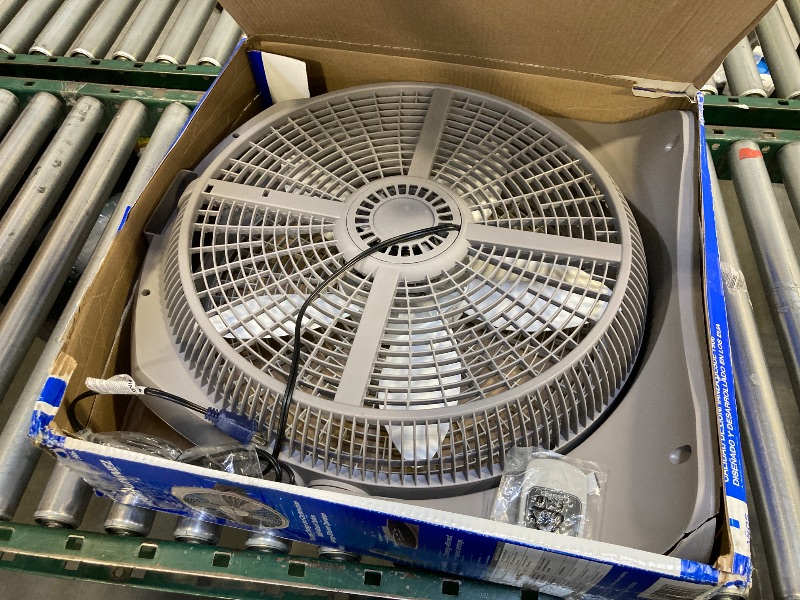 Photo 1 of Lasko 20" Wind Tunnel 3-Speed Fan 
