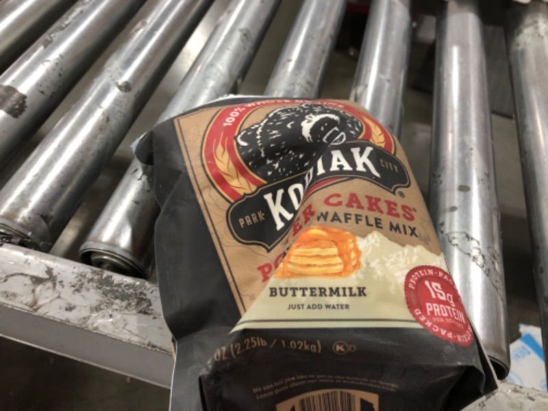 Photo 1 of Kodiak Grizzly Size Power Cakes Mix, Buttermilk, High Protein,100% Whole Grains (Pack of 1 bag)