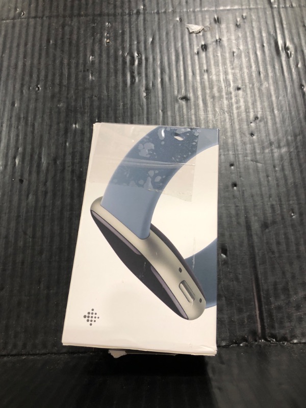 Photo 1 of Fitbit Versa 4 Fitness Smartwatch with Daily Readiness, GPS, 24/7 Heart Rate, 40+ Exercise Modes, Sleep Tracking and more, Waterfall Blue/Platinum, One Size (S & L Bands Included)