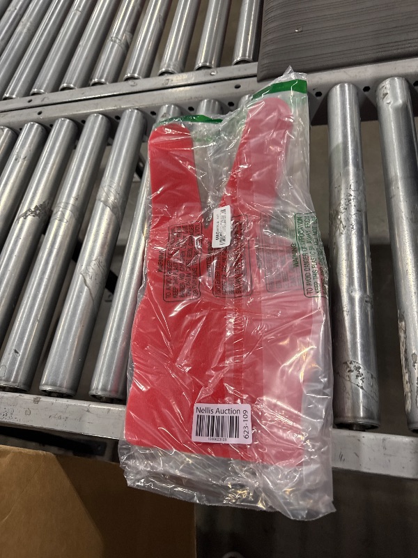 Photo 1 of Giant Foam Finger 18 Inch- Peace Foam Hand for All Occasions - Cheerleading for Sports - Exciting Vibrant Colors use as Celebration Pom Poms- Great for Athletics Local Sport Events Games (Red)