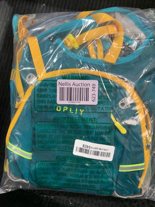 Photo 1 of Hydration Pack,Hydration Backpack with 2L Hydration Bladder Lightweight Running Water Backpack for Women Men Kids (Dark Green)