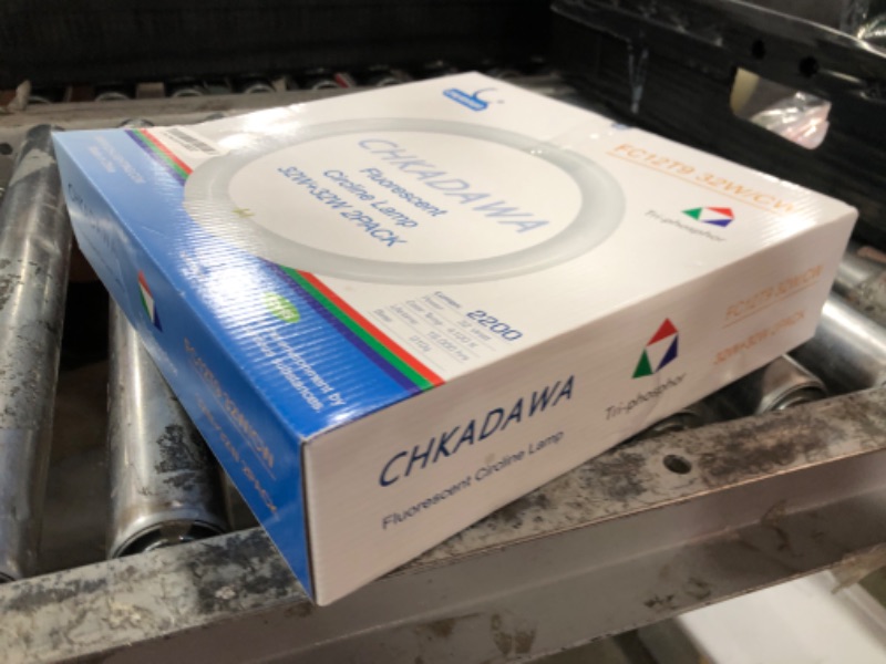 Photo 1 of CHKADAWA FC12T9/CW 32W Cool White Round Fluorescent Light Bulb, 12 Inch T9 32 Watts Circular Bulbs, 12'' FCL 32 Circline Bulb 4100K 841, G10q 4 Pin Prong Base, 2 Pack
