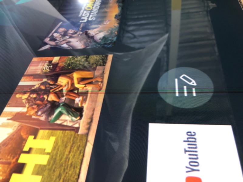 Photo 1 of SAMSUNG 70-Inch Class Crystal UHD 4K DU7200 Series HDR Smart TV w/Object Tracking Sound Lite, PurColor, Motion Xcelerator, Mega Contrast, Q-Symphony (UN70DU7200, 2024 Model)