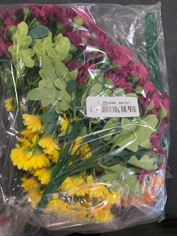Photo 1 of Artificial Flowers for Outdoors Summer Decoration, 6 Bundles Fake Flowers Daisy Bouquet Silk Flowers for Outside Look Real UV Resistant Faux Flower Plant for Planter Front Door Porch Patio Home, Mixed