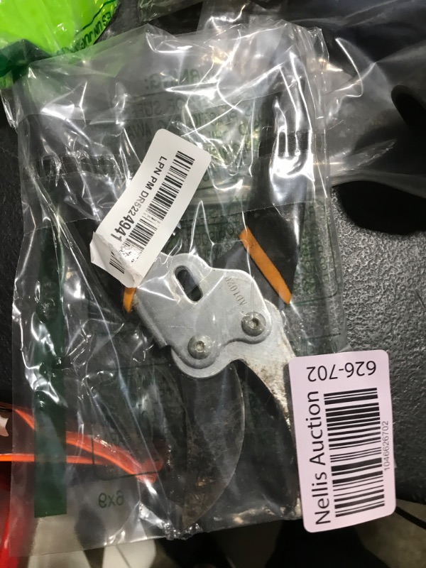 Photo 1 of Fiskars Bypass Pruning Shears, 5/8-Inch Cut Capacity Garden Clippers, Gardening Scissors with Sharp, Rust Resistant Steel Blade