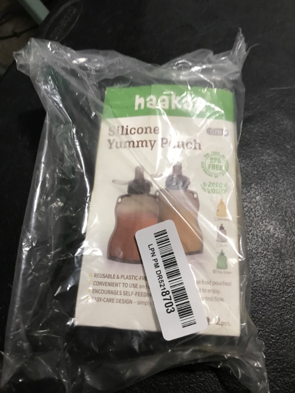 Photo 1 of haakaa Yummy Pouch Reusable Baby Food Pouch, Reusable Pouches for Toddlers Kids Squeezable Pouch, Washable Freezer - Make Homemade Organic Food for Babies/Toddlers, 4oz, 2 Pack,6m+(Pea Green)