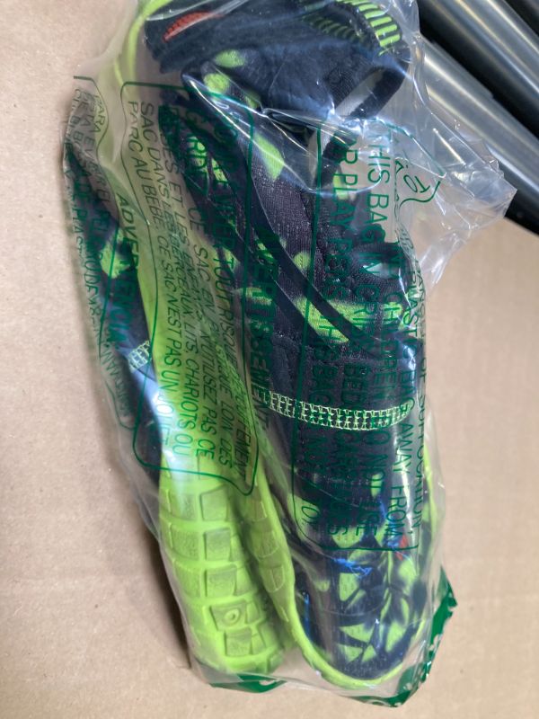 Photo 1 of UBFEN Water Shoes for Kids Boys Girls Aqua Socks Barefoot Beach Sports Swim Pool Quick Dry Lightweight Toddler Little Big Kid A Green 6 Big Kid