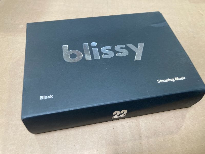 Photo 1 of 1pc  Blissy Silk Sleep Mask - Silk Eye Sleeping Mask for Women & Men for Total Blackout - Silk Eye Mask - 100% Pure Mulberry Silk, 22 Momme 6a Fibers - Blindfold Silk Sleep Mask Side Sleeper Eye Cover