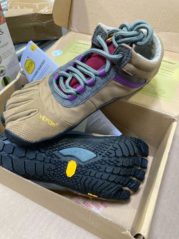 Photo 1 of Vibram Five Fingers Women's Trek Ascent Insulated Trail Hiking Shoe (37 EU/7-7.5, Khaki/Grape)