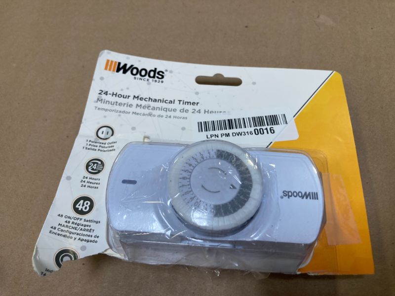 Photo 1 of Woods 50101WD Indoor 24-Hour Mechanical Timer; 1 Polarized Outlet; Standard Body