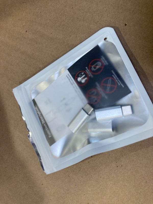 Photo 1 of ????? ???????? Lightning to USB C Adapter for iPhone 16/15 Pro Max/Plus,Samsung S25,iPad,Nintendo Switch,Support Charging,Not for Audio,Type C Charger Connector,for iPhone 16/15 Charger