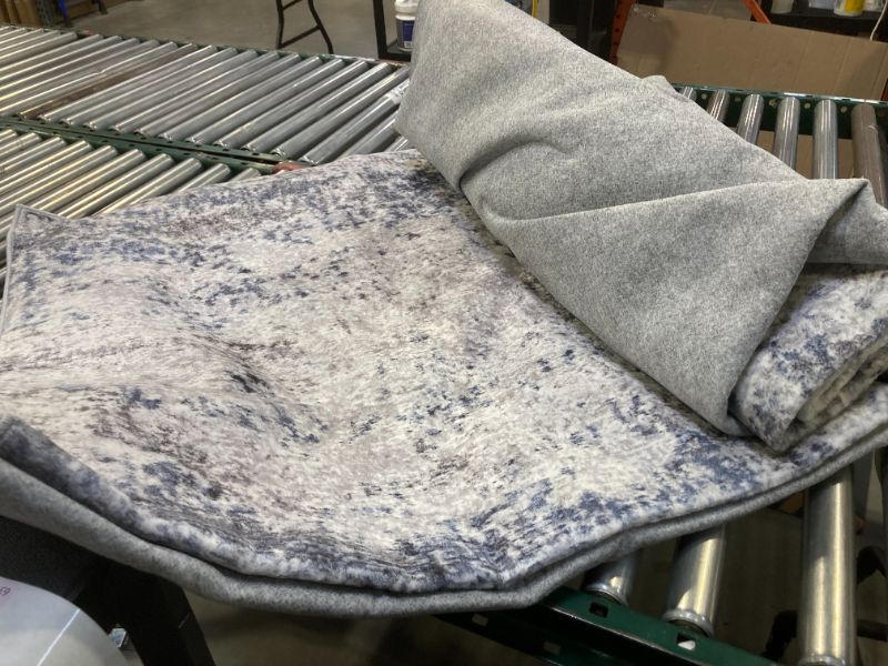 Photo 1 of XL Area Rug 