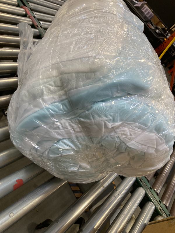 Photo 1 of Amazon Basics Topper Mattress Queen 