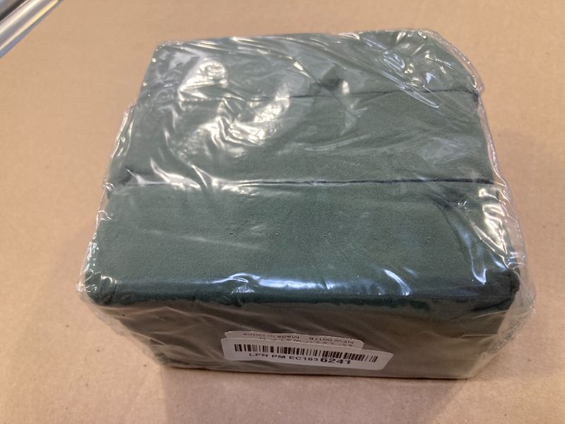 Photo 1 of Prashent 3Pcs Floral Foam Blocks,Green Wet Dry Flower Foam Plant Foam for Fresh & Artificial Flower Arrangements DIY Craft 5.5”L x 3.1”W x 1.7”H