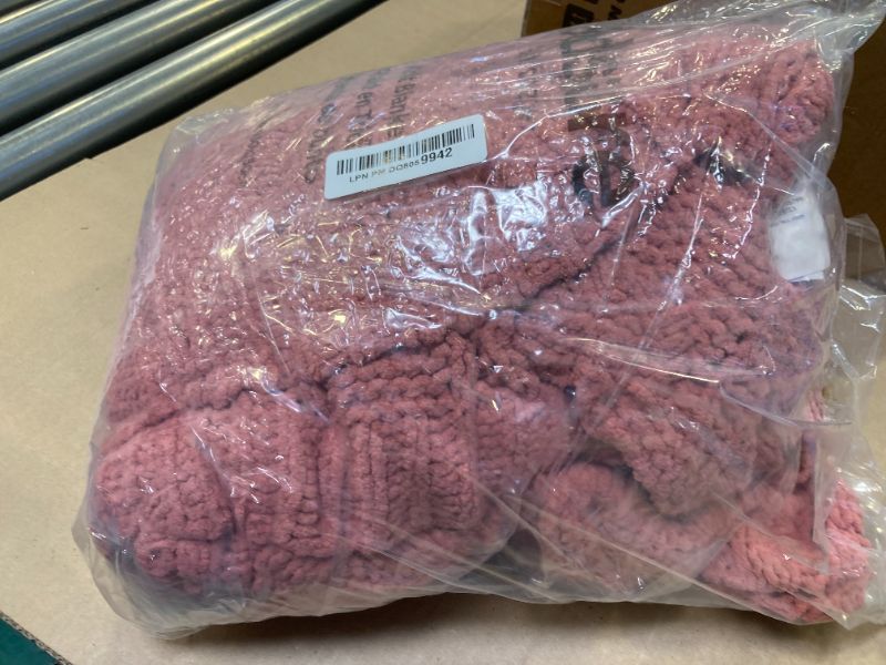 Photo 1 of Bedsure Cable Knit Throw Blanket for Couch Bed - Chenille Chunky Knit Throw Blanket for Winter and All Seasons, Soft Cozy and Warm, Pink, 50x60 Inches