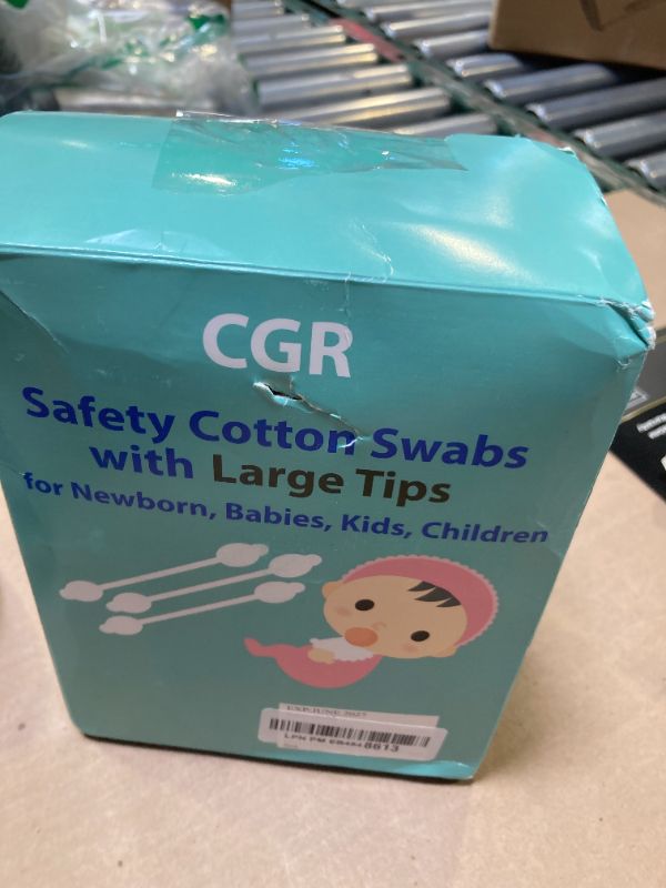 Photo 1 of 400pcs CGR Baby Safety Cotton Swabs with Large Tips for Newborn, Babies, Kids, Children, 100% Organic Cotton, White Paper Sticks, 5 Pack of 80 Swabs Total(2 Boxes and 3 Bags)