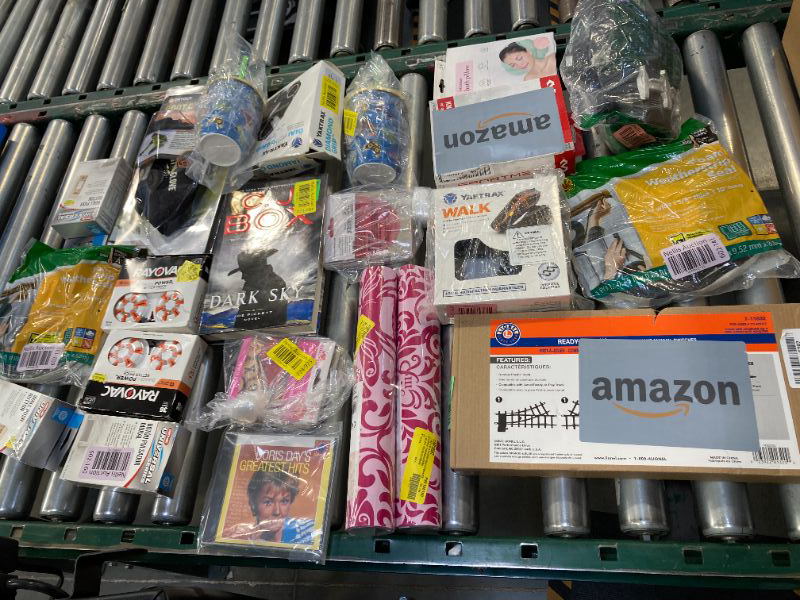 Photo 1 of Small Items Pack----sold as is