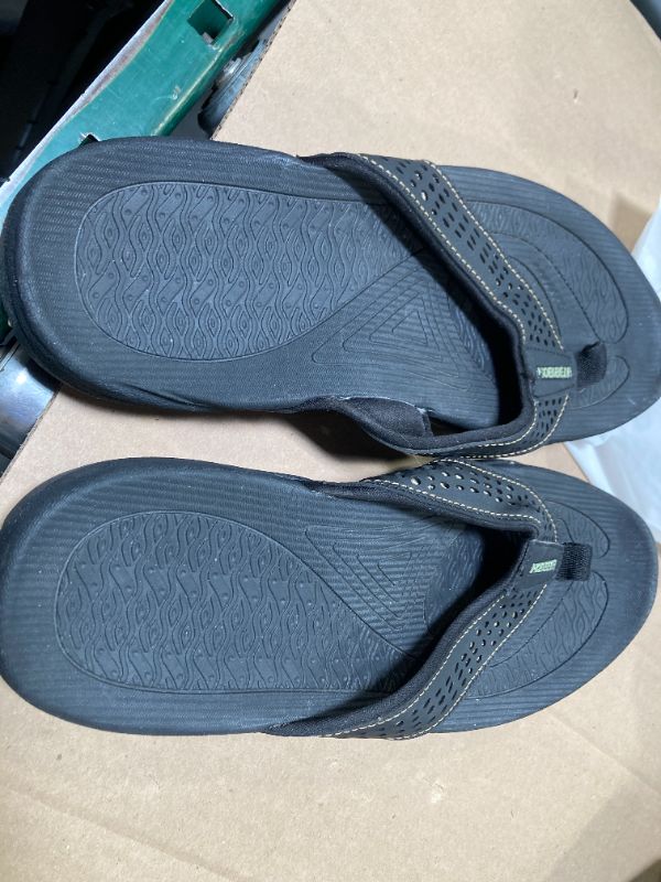 Photo 1 of GUBARUN Mens Sport Flip Flops Comfort Casual Thong Sandals Outdoor(Black  10)
