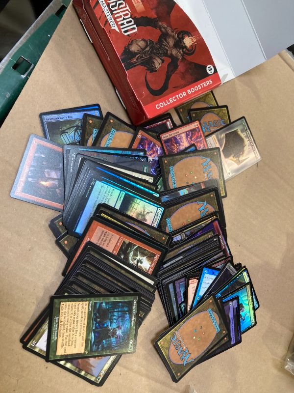 Photo 1 of Magic: The Gathering Innistrad Remastered Collector Boosters  