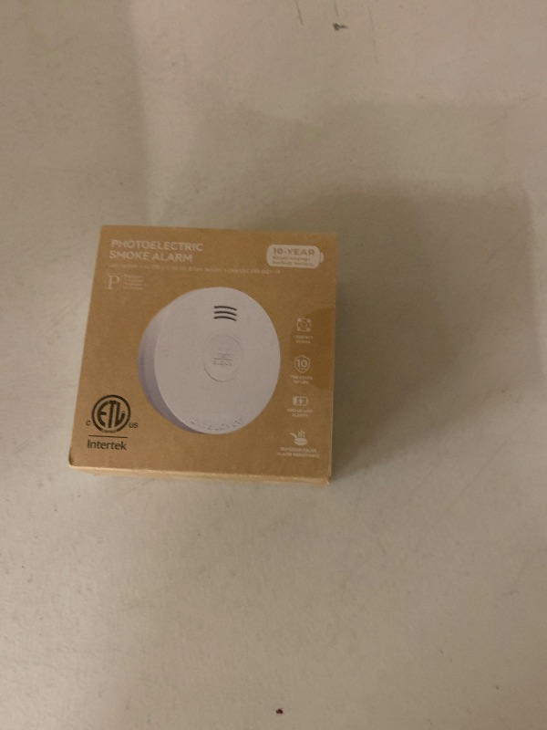 Photo 1 of Detector 10 Year Battery, Smoke Fire Alarm with Photoelectric Sensor, Easy to Install with Magnetic Mount, Smoke Detectors with Silence Button & LED Lights for Home, 1 Pack