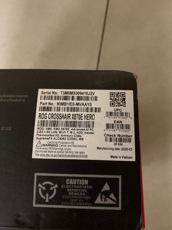 Photo 1 of *SEE NOTES* ASUS ROG Crosshair X870E Hero AMD X870E AM5 ATX Motherboard, Advanced AI PC Ready, 18+2+2 Power Stages, DDR5, PCIe® 5.0, 5X M.2, Wi-Fi 7, USB4®, AI Overclocking, Core Flex, PCIe Slot Q-Release Slim