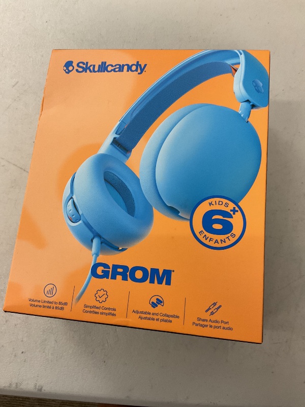 Photo 1 of Skullcandy Grom Wired Headphones, Volume-Limiting Audio, Comfortable Over-Ear Fit, Foldable, Designed for Kids 6+, Convenient for Travel with 3.5mm Plug, Built-in Microphone - Surf Blue