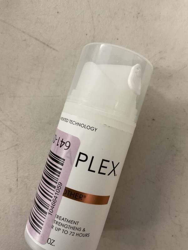 Photo 1 of Olaplex No. 6 Bond Smoother, Leave-In Styling Hair Cream Treatment, Smooths, Conditions, & Strengthens, Frizz Control for Up to 72 Hours, For All Hair Types, 3.3 fl oz