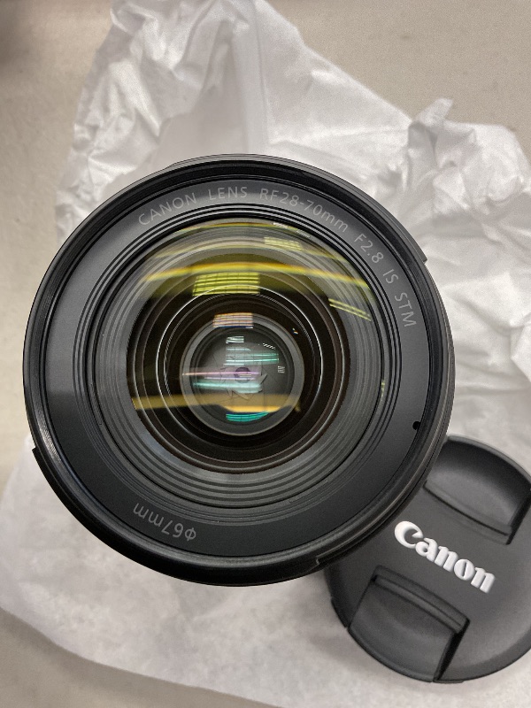 Photo 1 of Canon RF28-70mm F2.8 is STM