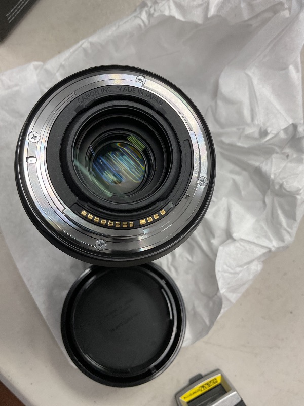 Photo 1 of Canon RF28-70mm F2.8 is STM