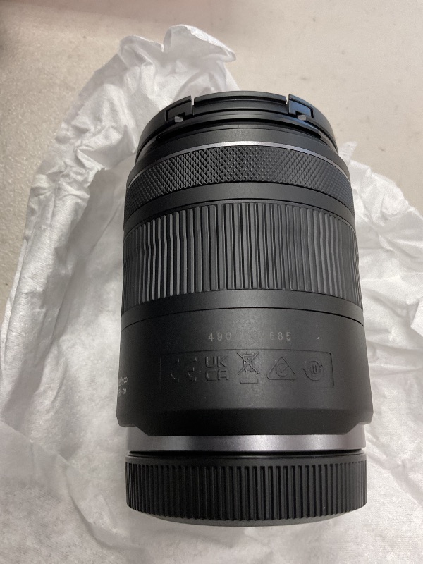 Photo 1 of Canon RF28-70mm F2.8 is STM