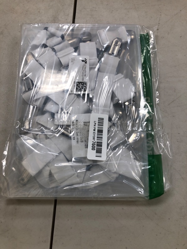 Photo 1 of Ultrashang Bed Sheet Straps Fasteners: 2-Set White Elastic Triangle Adjustable Fitted Sheets Holder Clips Suspenders Grippers for Crib Mattress Pad