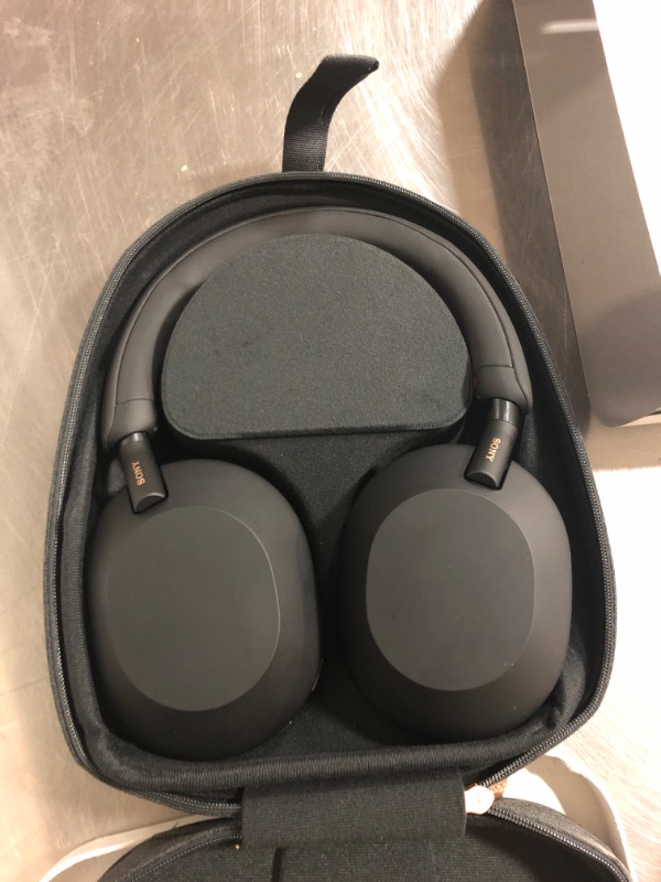 Photo 1 of Sony WH-1000XM5 Noise Canceling Wireless Headphones - 30hr Battery Life - Over-Ear Style - Optimized for Alexa and Google Assistant - Built-in mic for Calls - Black - International Version No Warranty