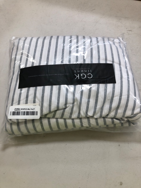 Photo 1 of Extra Deep King Fitted Sheet - Hotel Luxury Single Fitted Sheet Only - Easily Fits 18 inch to 24 inch Mattress - Ultra Soft, Wrinkle Free with Extra Deep Pockets - Breathable & Comfy - Grey Stripes