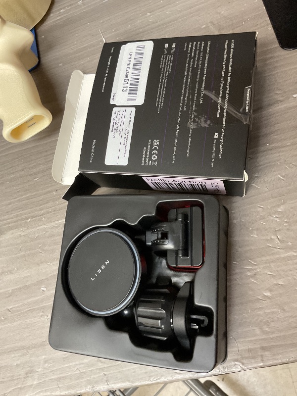 Photo 1 of One piece LISEN for 15W MagSafe Car Mount Charger,Magnetic Wireless Car Charger for iPhone 17 Pro Max Accessories,Magnetic Phone Holder for iPhone 17 Air Pro Max Plus 16 15 14 13 12,Samsung S25/24 with MagSafe