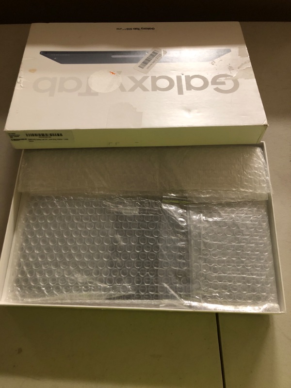 Photo 1 of Samsung Galaxy Tab S10 Ultra Ai Keyboard Case Included WiFi Model (Only for Latin America Market) 14.6" 11200 mAh 13MP SM-X920 Dual Camera (Moonstone Gray, 256GB + 12GB)