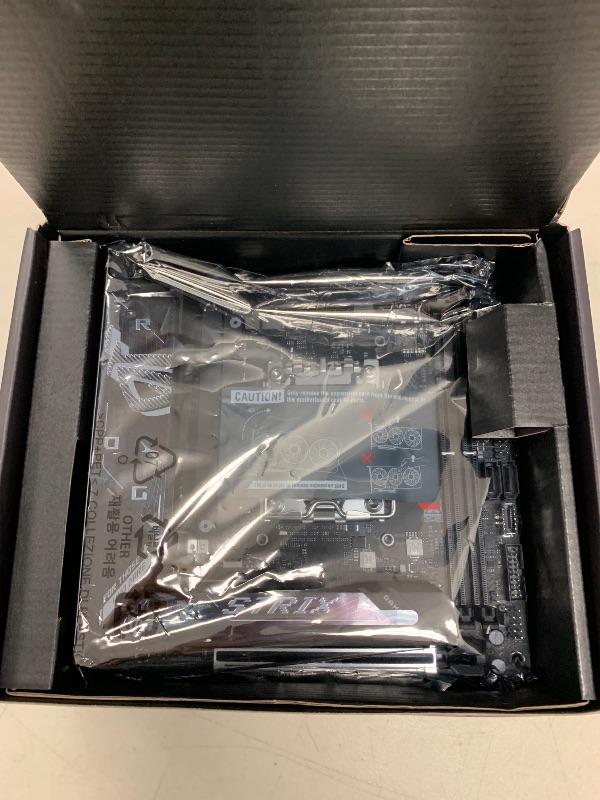 Photo 1 of ASUS ROG Strix B850-I Gaming WiFi AMD AM5 B850 Mini-ITX mITX Motherboard 10+2+1 Stages, DDR5, 2.5G LAN, WiFi 7, 2X M.2, PCIe® 5.0 x16, USB 20Gbps Type-C®, AI Overclocking, AI Networking II, Aura Sync
