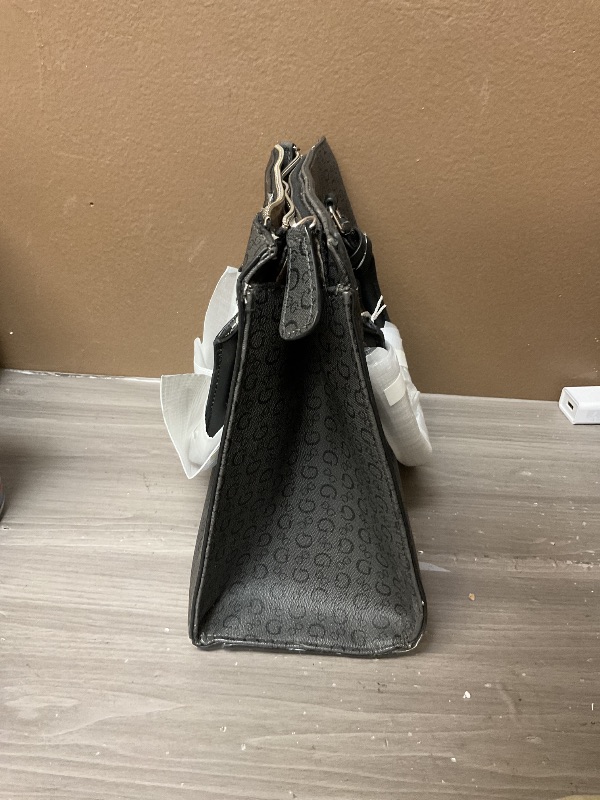 Photo 1 of Guess Women Bag 
