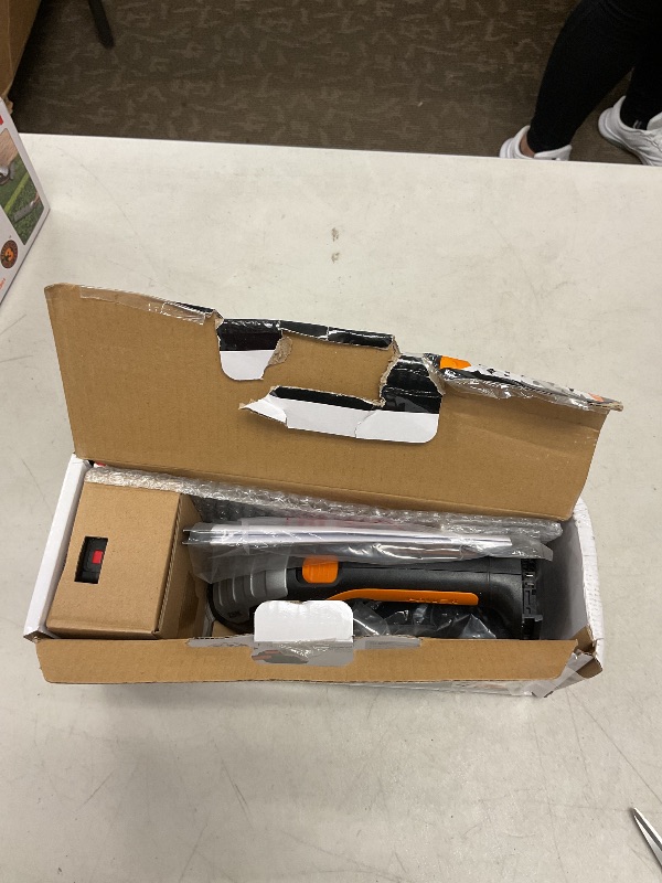 Photo 1 of WORX WG801 20V 2 in 1 Cordless Hedge Trimmer, 4" Grass Shear & 8" Shrub Trimmer with 2 Blades, Battery & Charger Included