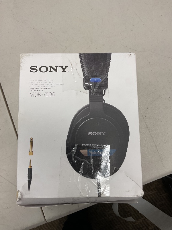 Photo 1 of Sony MDR7506 Professional Large Diaphragm Headphone