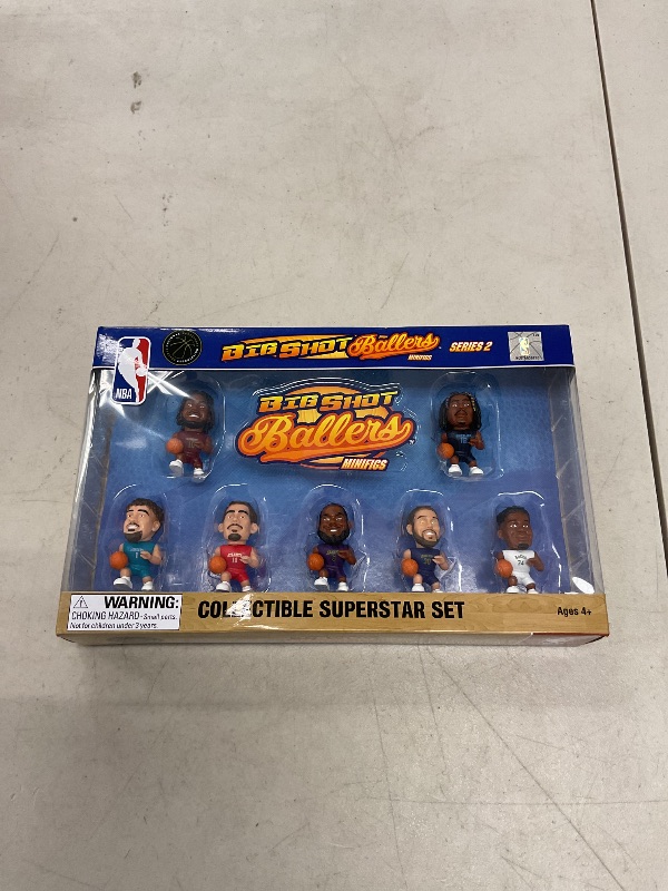 Photo 1 of Party Animal NBA TeenyMates 2023 Mini Big Shot Baller Gift Set Series 2 Superstar Collector Gift Box Set