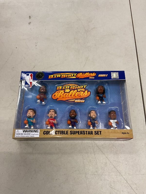 Photo 1 of Party Animal NBA TeenyMates 2023 Mini Big Shot Baller Gift Set Series 2 Superstar Collector Gift Box Set
