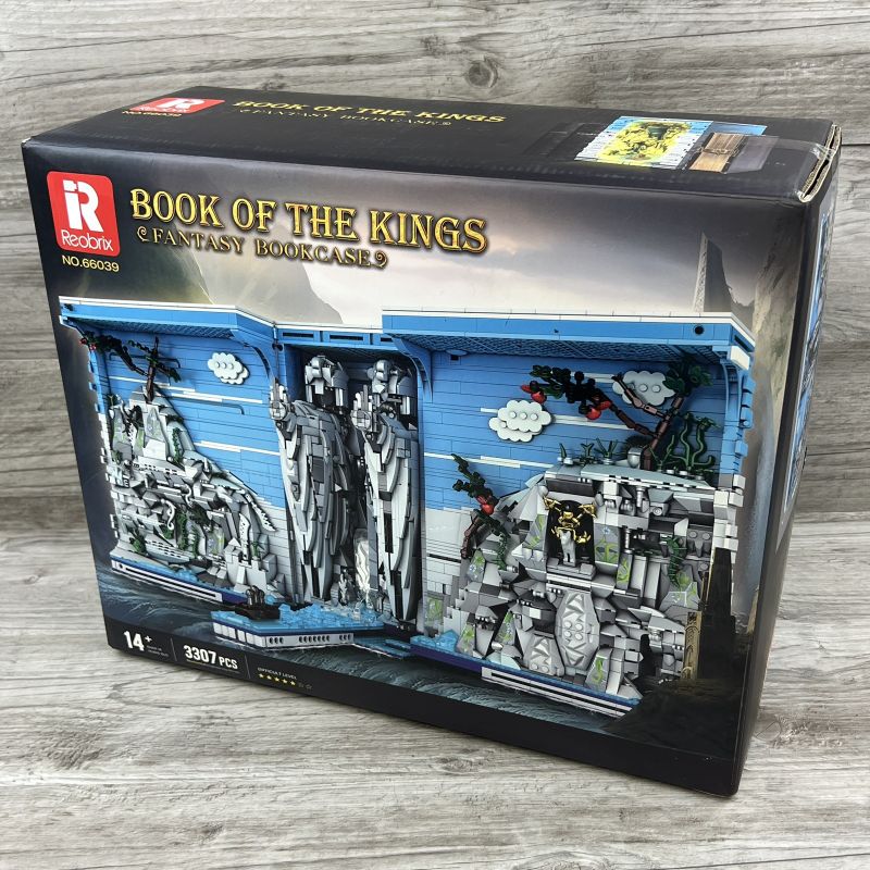 Photo 1 of Book of the Kings Fantasy Bookcase Terminal Blocks Kit 3307 Pieces 66039 New

