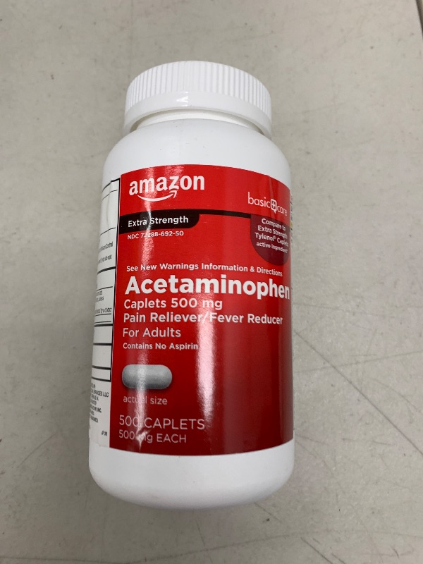 Photo 1 of Amazon Basic Care Extra Strength Pain Relief, Acetaminophen Caplets, 500 mg, Pain Reliever/Fever Reducer, 500 Count (Packaging may vary)