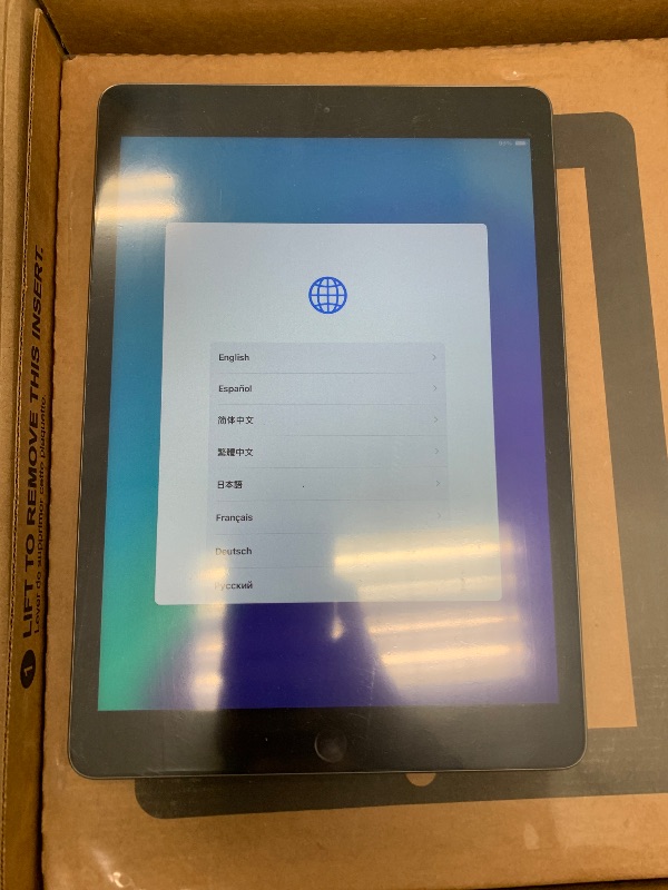 Photo 1 of Apple iPad 2020 (10.2-inch