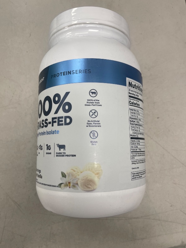 Photo 1 of Transparent Labs Grass-Fed Whey Protein Isolate - Naturally Flavored, Gluten Free Whey Protein Powder with 28g of Protein per Serving & 9 Amino Acids - 30 Servings, French Vanilla
