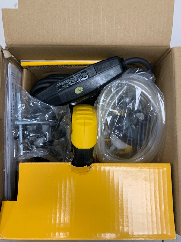 Photo 1 of DEWALT Wet Tile Saw, Masonry, 4-3/8-Inch (DWC860W)