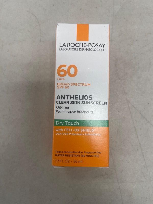 Photo 1 of La Roche-Posay Anthelios Clear Skin Sunscreen Dry Touch SPF 60, Oil Free Sunscreen For Face, Oil Absorbing, Broad Spectrum SPF + Antioxidants, Non-Greasy, Oxybenzone Free, Travel Size