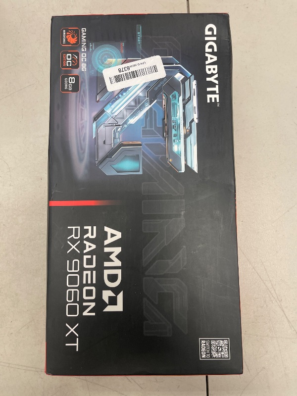 Photo 1 of GIGABYTE Radeon RX 9060 XT Gaming OC 8G Graphics Card