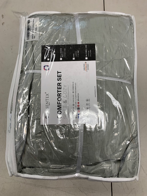 Photo 1 of KASENTEX Crinkle Comforter Set King Size,Fluffy Lightweight 3-Piece Bed Set,Soft Warm Down Alternative Duvet Insert,Breathable Muslin Comforter,Machine Washable, All-Season, Silver Gray