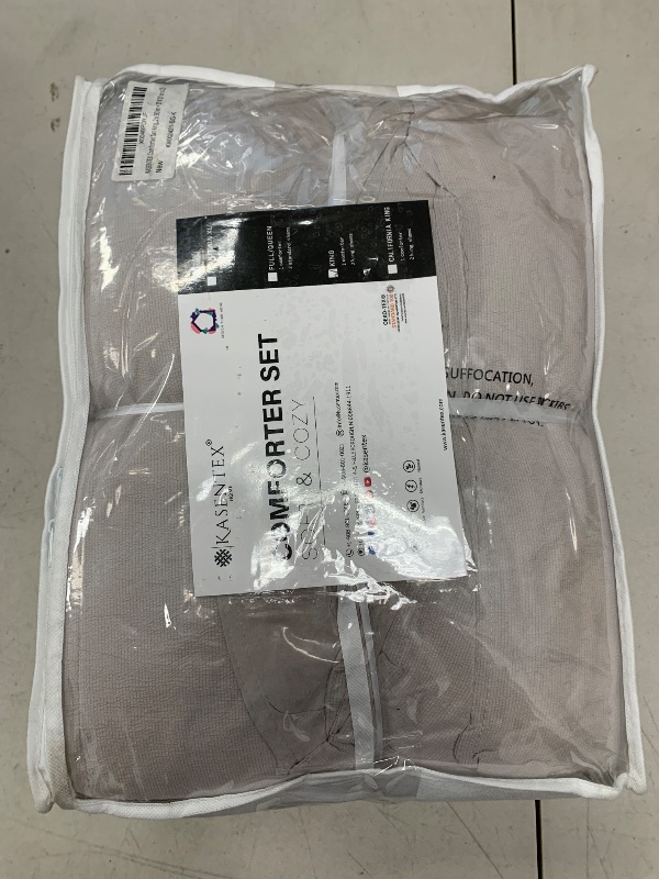 Photo 1 of KASENTEX King Size Comforter Set 3 Piece,Seersucker Breathable Fabric,Lightweight Fluffy Down Alternative,Box Stitch Quilting, All Season Machine Washable with 2 Pillow Shams,Silver Grey